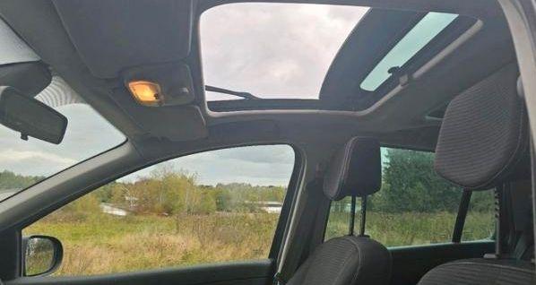 Renault Clio 2010 — photo 8
