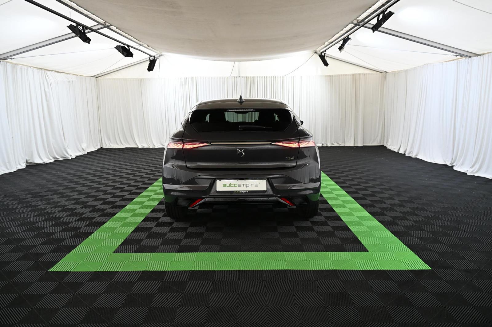 DS Automobiles DS4 1.6 E-Tense 225 Etolie Alcantara UVP 53.000 