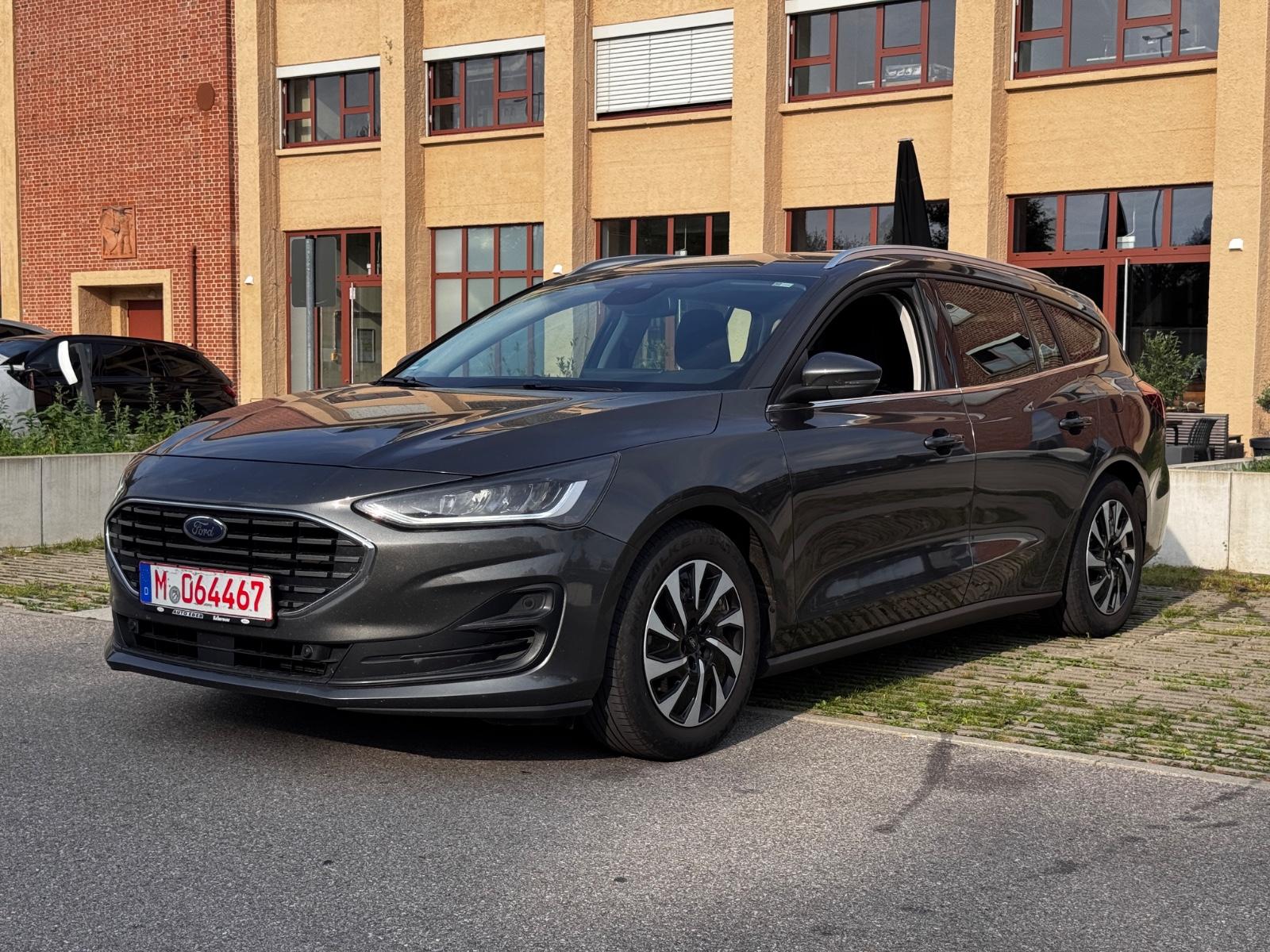 Ford Focus Turnier Titanium Automatik Webasto