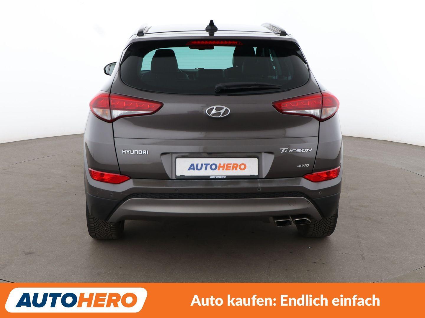 Hyundai Tucson 2.0 CRDi Premium 4WD Aut*NAVI*TEMPO*CAM*