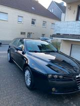 Alfa Romeo 159 1.9 JTDM 8V Distinctive Distinctive - Alfa Romeo 159 mit Diesel-Antrieb: 1.9
