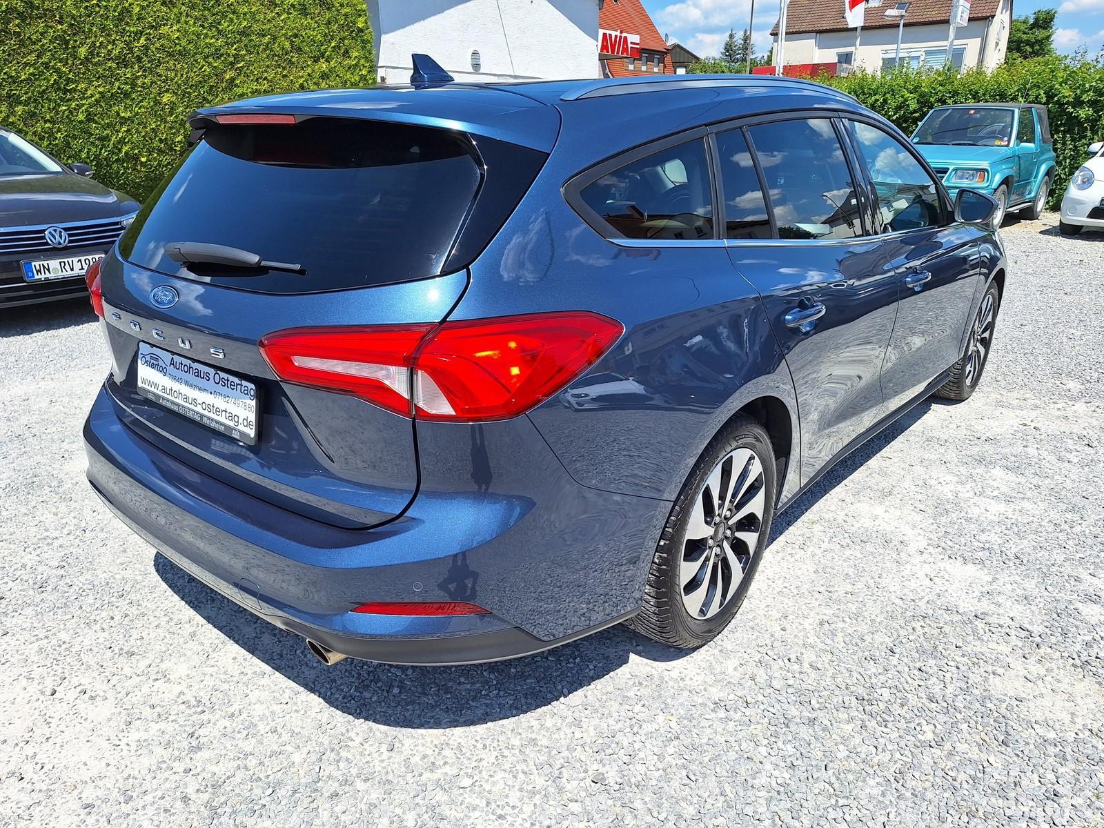 Ford Focus Turnier 1.0 EcoB. C&C Navi LED Key-Free Wi