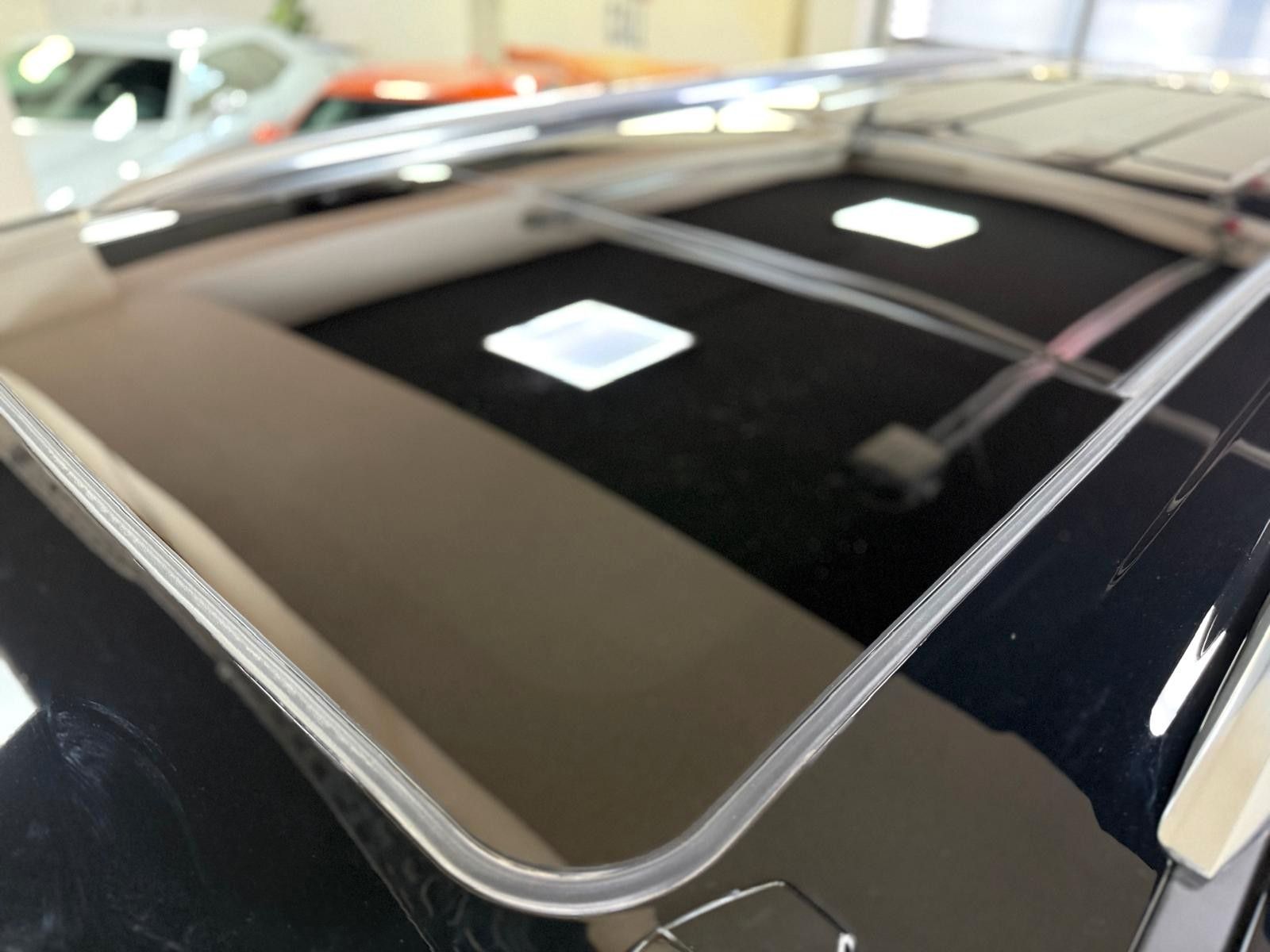 Fahrzeugabbildung Chevrolet 2026 SUBURBAN HIGH COUNTRY 24"-PANORAMA