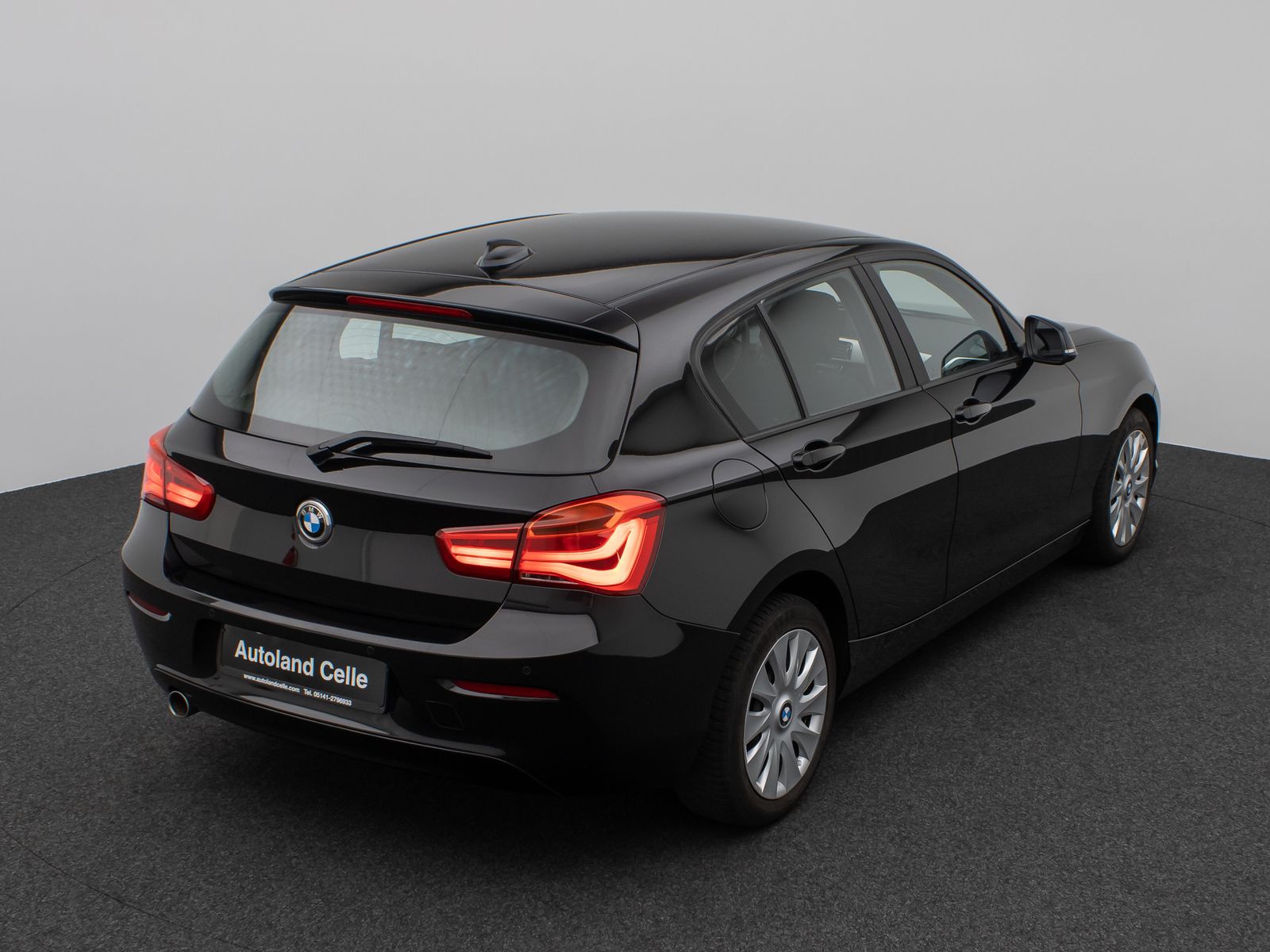 Fahrzeugabbildung BMW 118i PDChinten Sitzheizung Geschwindigkeitsreg.