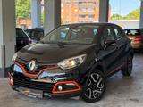 Renault Captur Luxe*NAVI*MFL*AHK*124TKM*GARANTIE* - Renault Captur Gebrauchtwagen in Düsseldorf