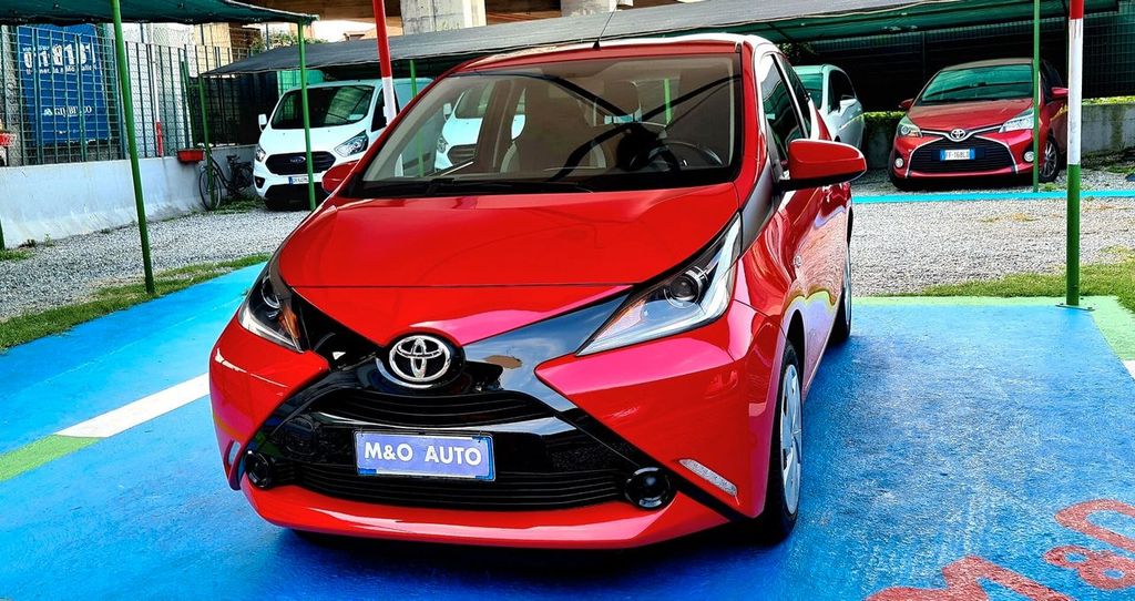 Image of Toyota Aygo (X)