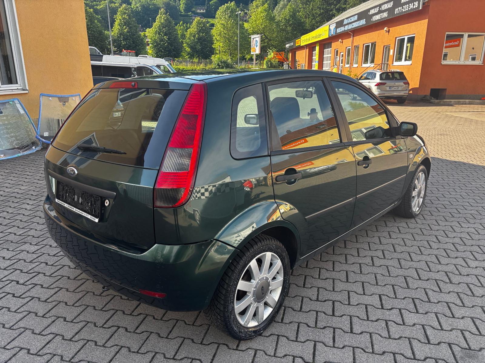 Ford Fiesta 1.6 Automatik Klima Alu 5 Türen HU neu
