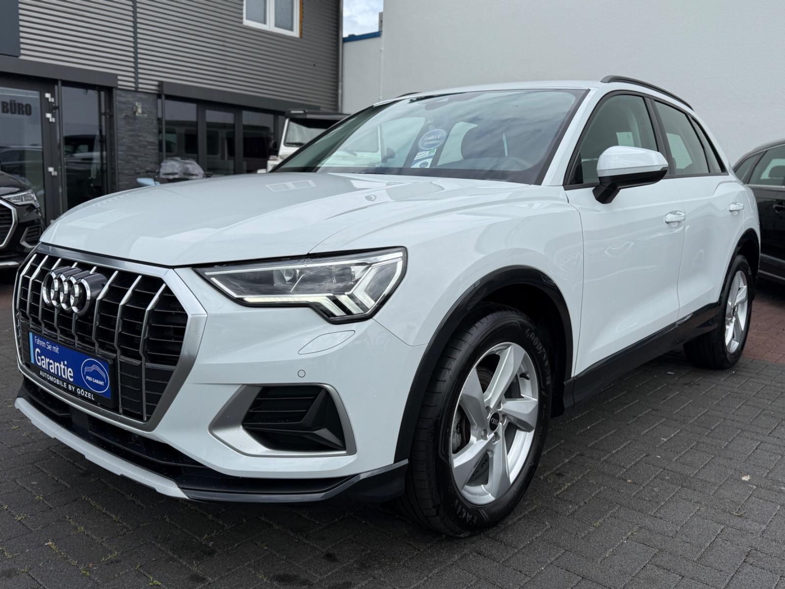 Audi Q3 35 TFSI advanced *1. Hand *AHK
