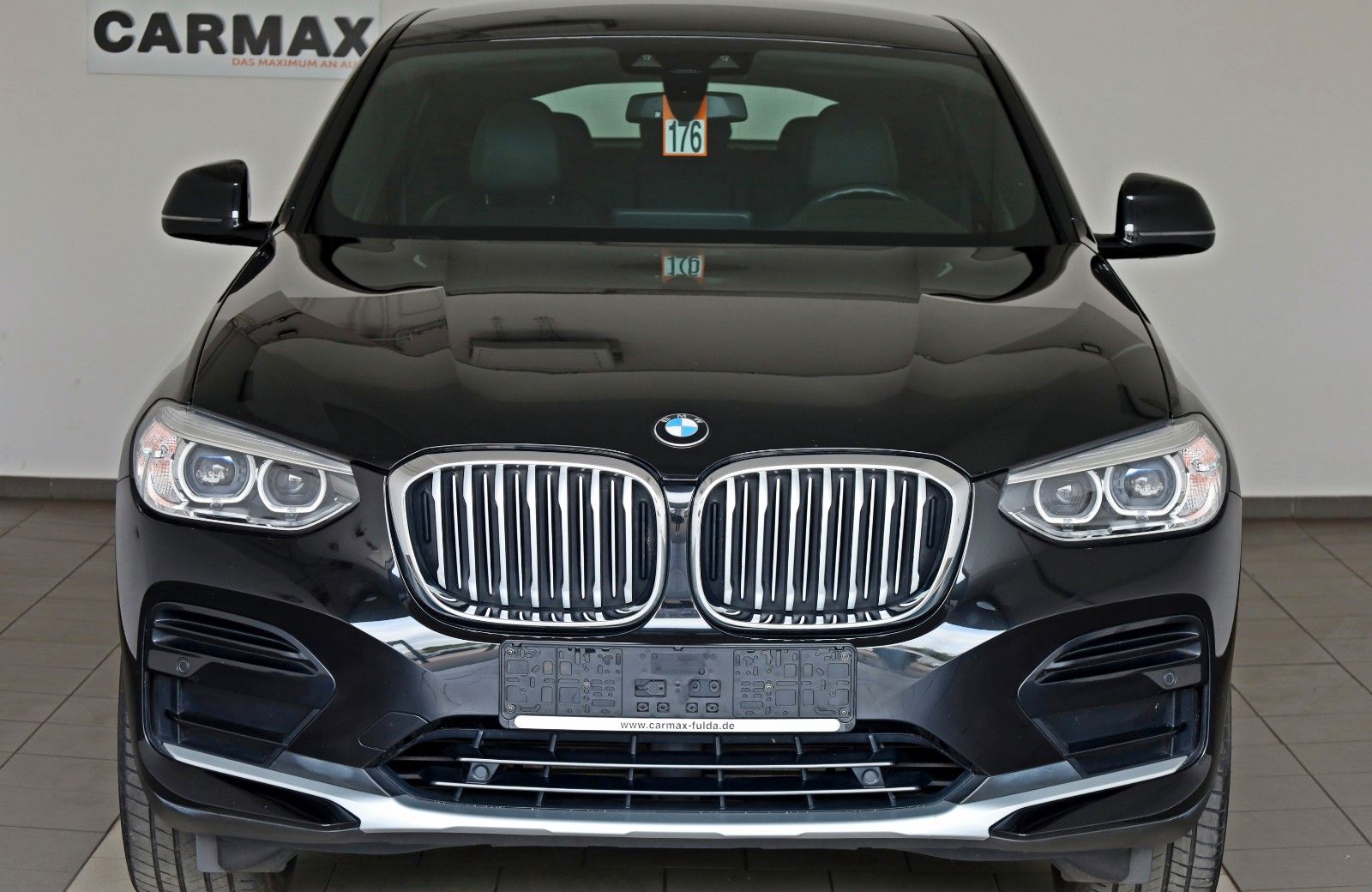 Fahrzeugabbildung BMW X4 xDrive 20 d xLine,Leder,Navi,LED,SH,Kamera
