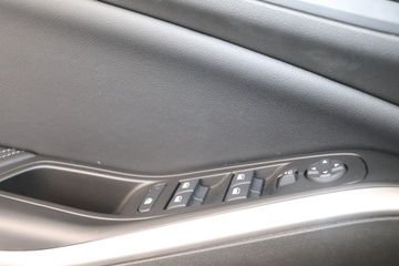 Fotografie 10 des Opel Grandland (X) Grandland 1.2 DI GS