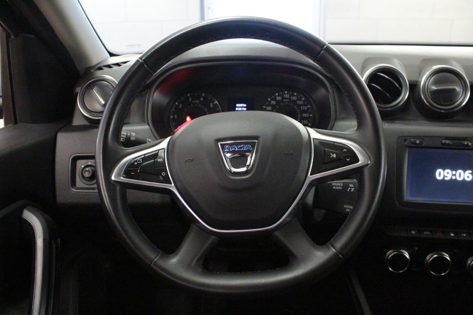 Fahrzeugabbildung Dacia Duster TCe 130 Urban 2WD *Klima*Sitzhzg*