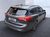 Ford Focus ST-Line Bluetooth Navi LED Klima - mit Benzin-Antrieb: Grau, Kombi, mit Klimaanlage, Bluetooth