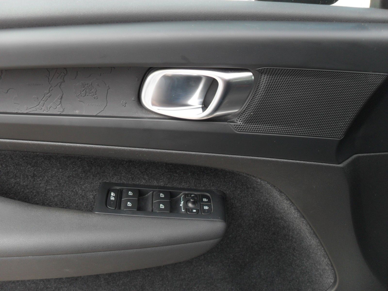 Fahrzeugabbildung Volvo XC40 T4 Essential | AHK | Navi | PDC | SH