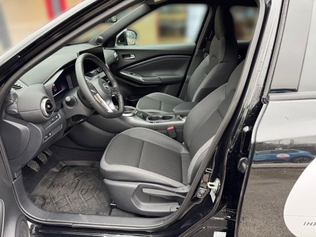 Fahrzeugabbildung Nissan JUKE 1.0 DIG-T 114 PS 6MT N-CONNECTA Winter II B