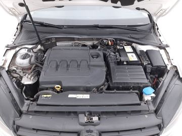 Volkswagen Golf - 7