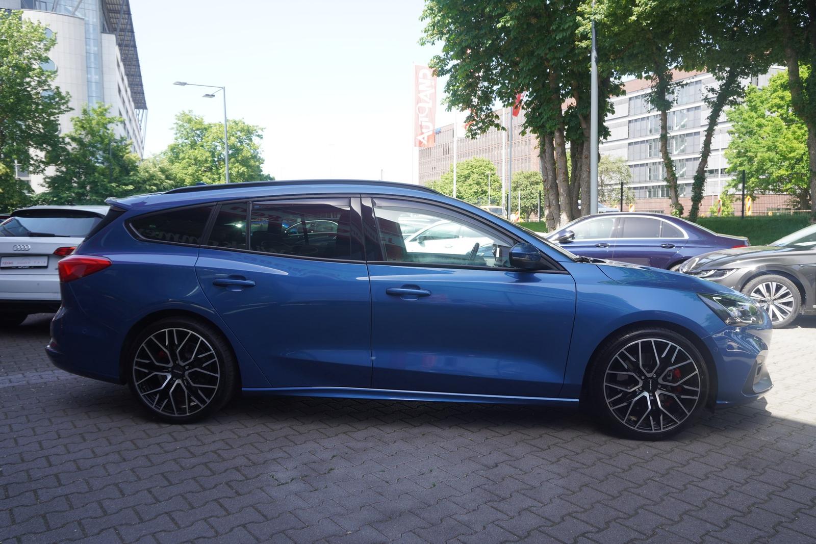 Ford Focus Turnier 2.3 EcoBoost ST