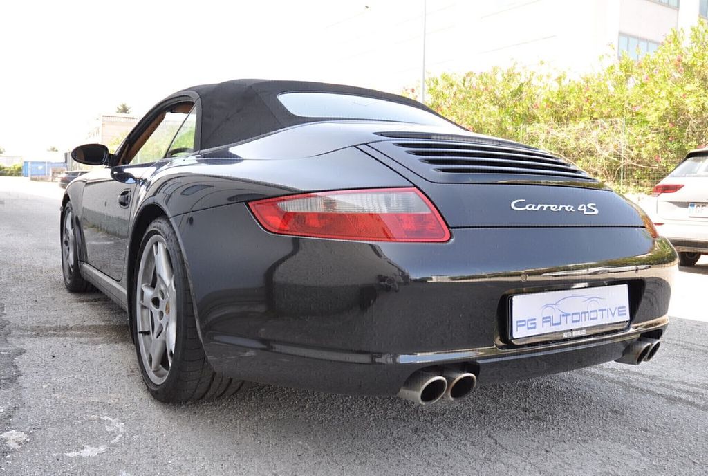 PORSCHE 911 2007