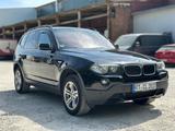 BMW X3 2.0d *AHK*Klimaautomatik*8-Fach bereift*
