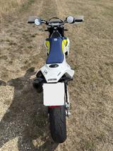 Husqvarna 701 Supermoto - SUPERMOTO