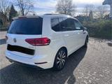 Volkswagen Touran 2.0 TDI SCR Highline BMT Highline/ R-Line - 8-Sitzer Autos