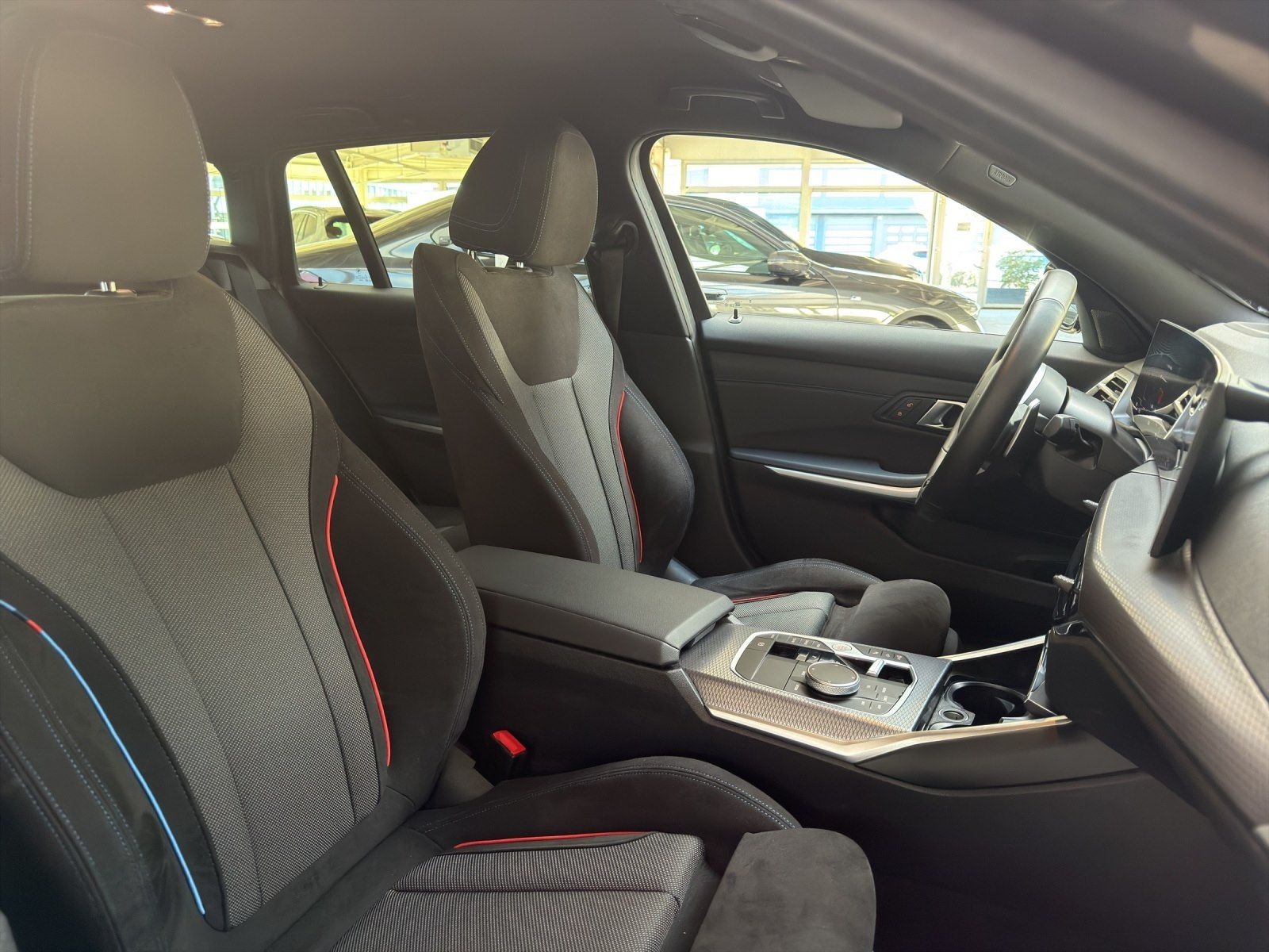BMW 330 - Bild 17