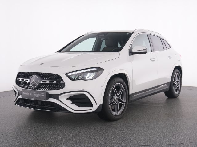 MERCEDES-BENZ GLA 200 AMG+MBUX+LED-HP+AHK+KeylGo+EHeck+Amb+RFK