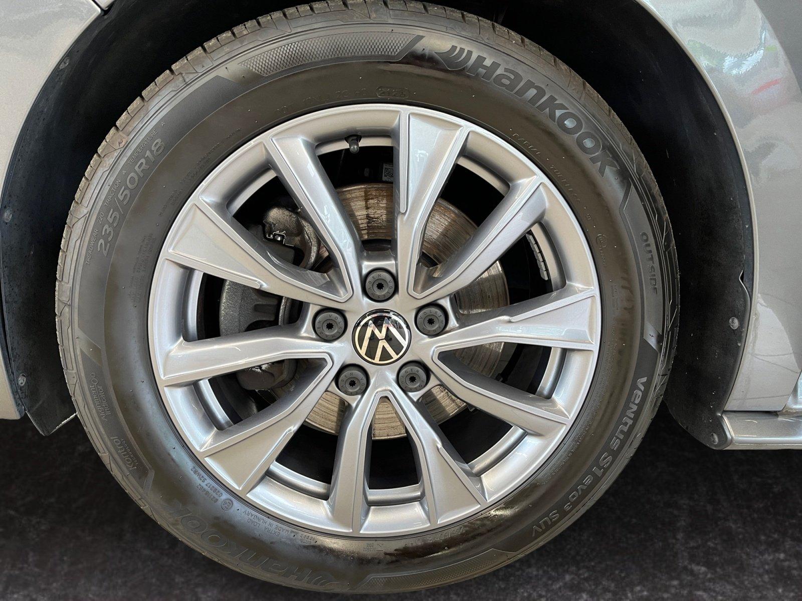 Volkswagen T7 Multivan Style 2.0TSI DSG 7Sitzer Panorama AH