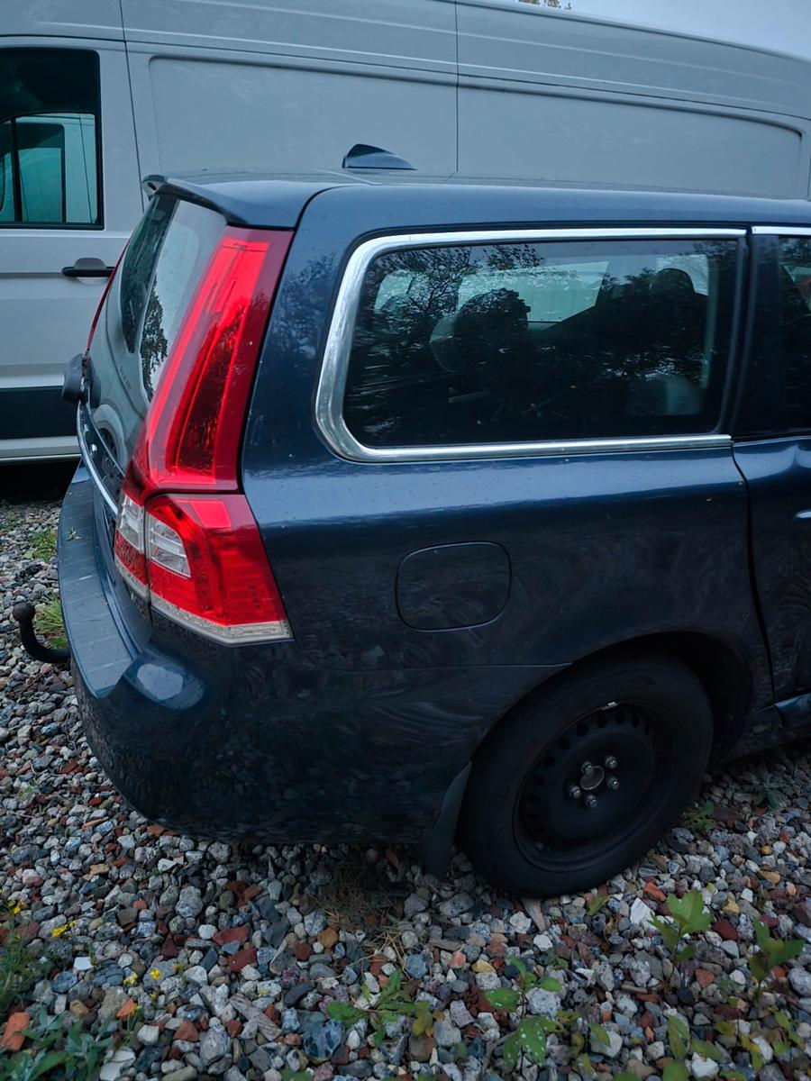 Volvo V70 2013 — photo 8