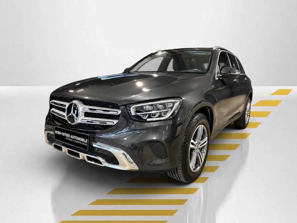 Mercedes-Benz GLC 300 e 4M DISTRO PANO KAMERA 9G NAVI SITZHZ foto 2