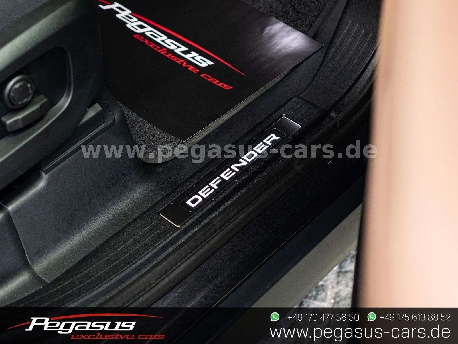 LAND ROVER Defender - 24