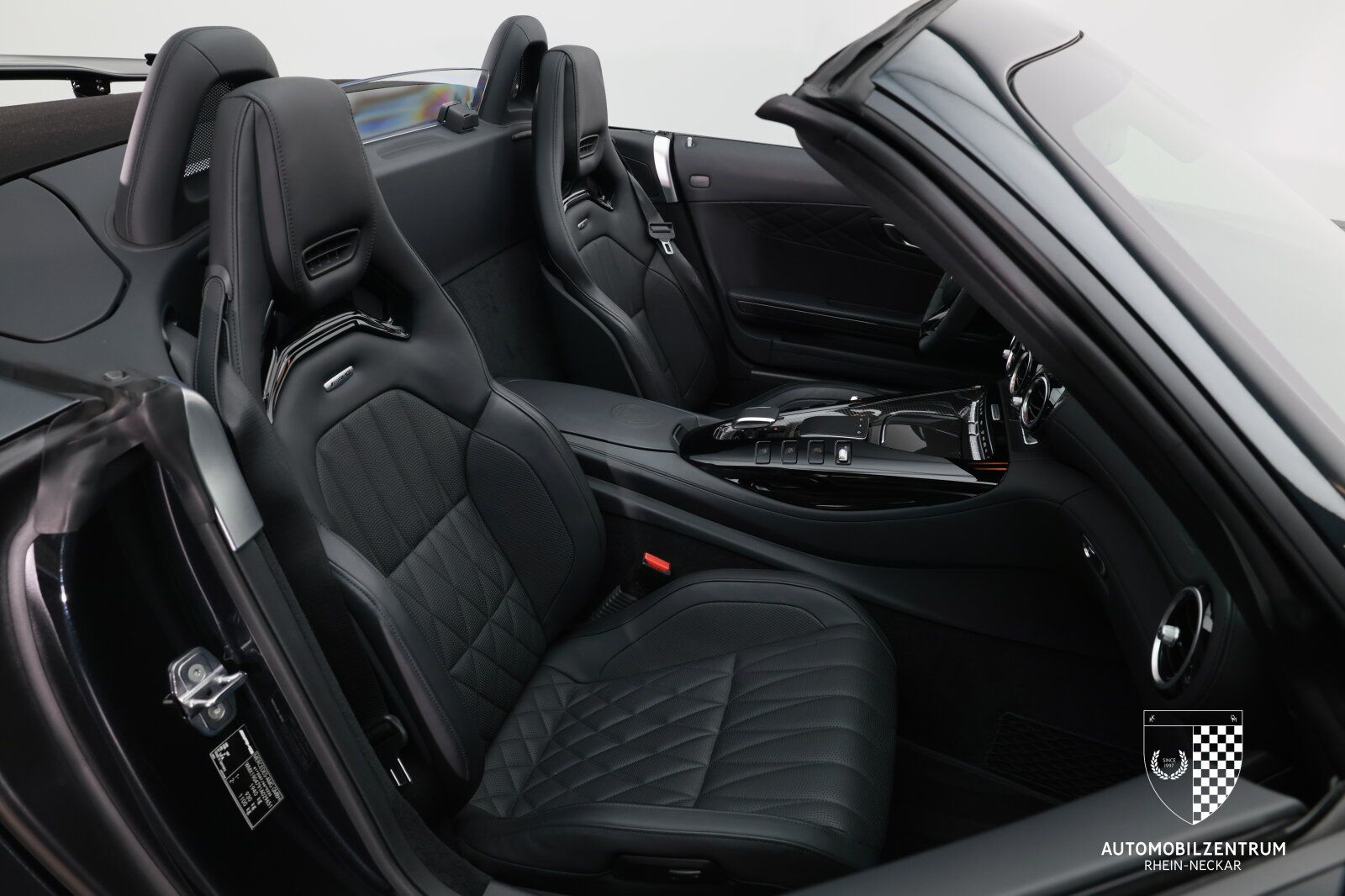 Mercedes-Benz AMG GT R - Bild 28