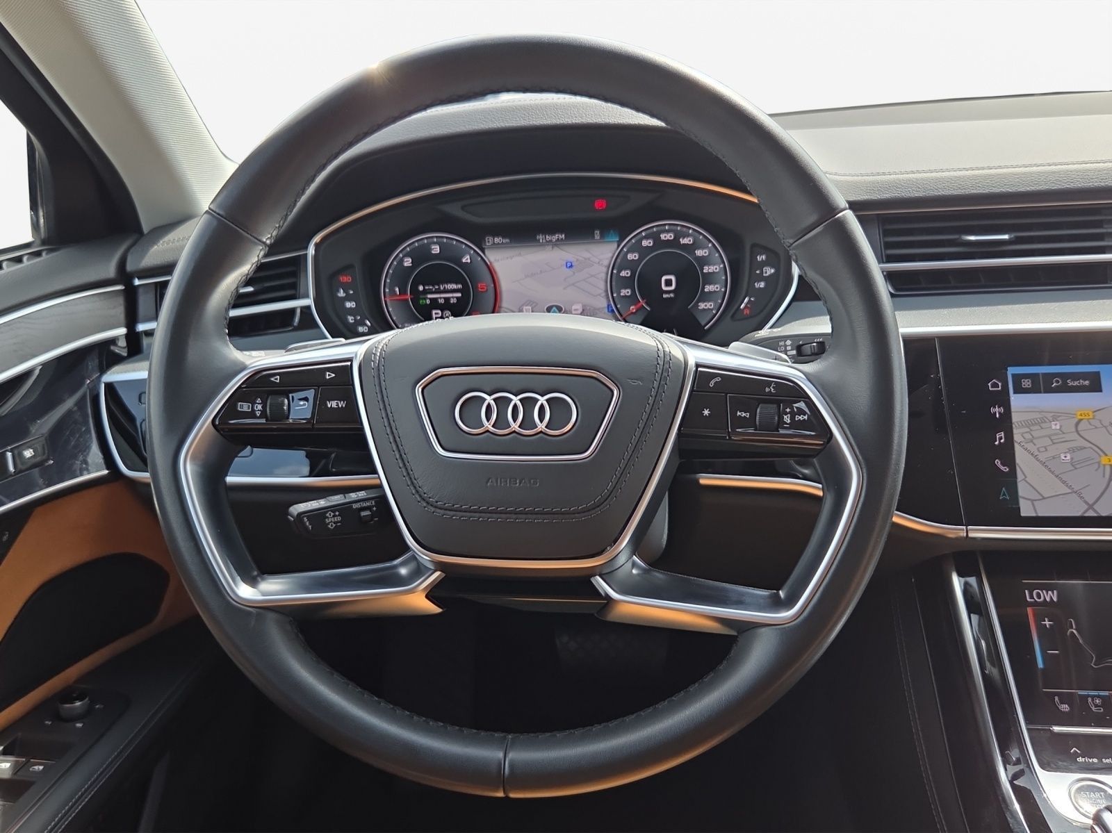 Audi A8 - Bild 8