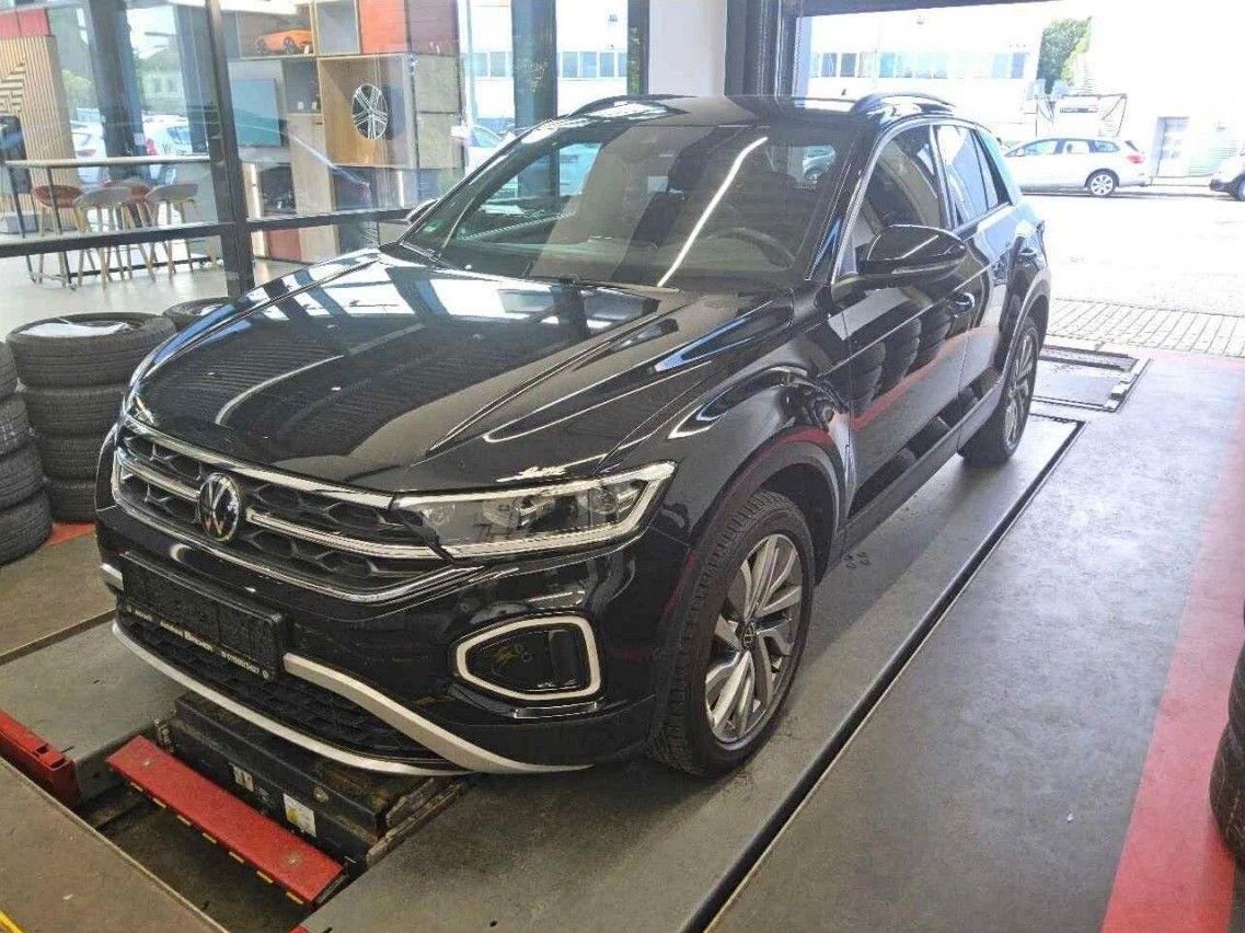 Volkswagen T-Roc 1.5 TSI Move NAVI LED KAMERA SITZH foto 2