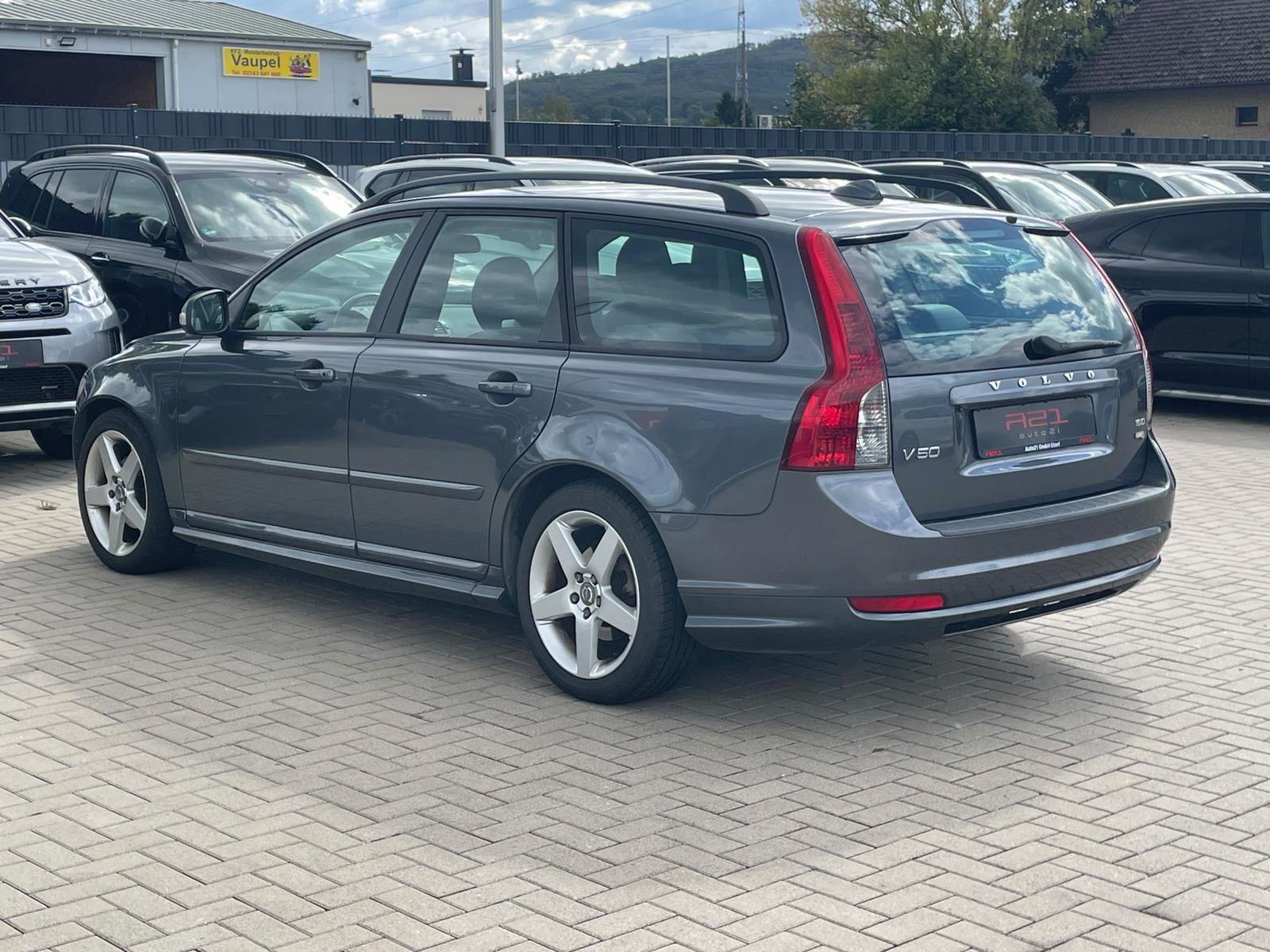 Volvo V50 1.6 D R-Design Xenon Vollleder 