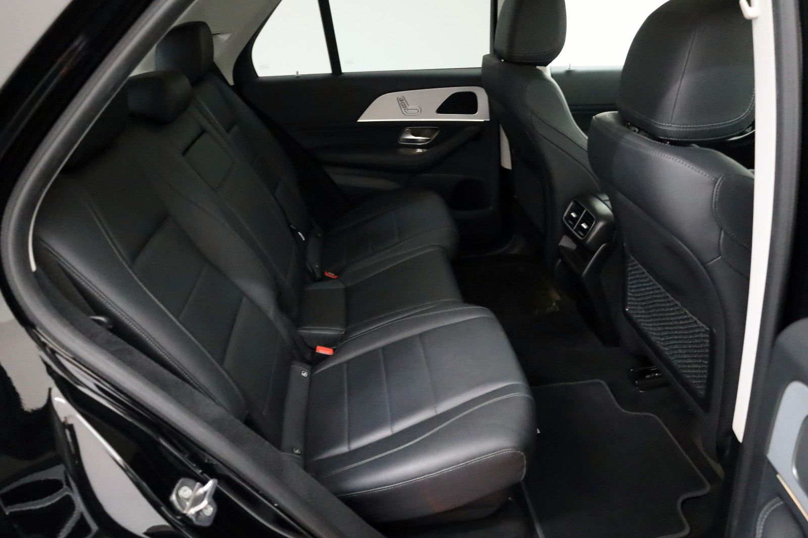 Fahrzeugabbildung Mercedes-Benz GLE 350 de 4Matic,Leder,Navi,LED,Panorama,ACC+WR