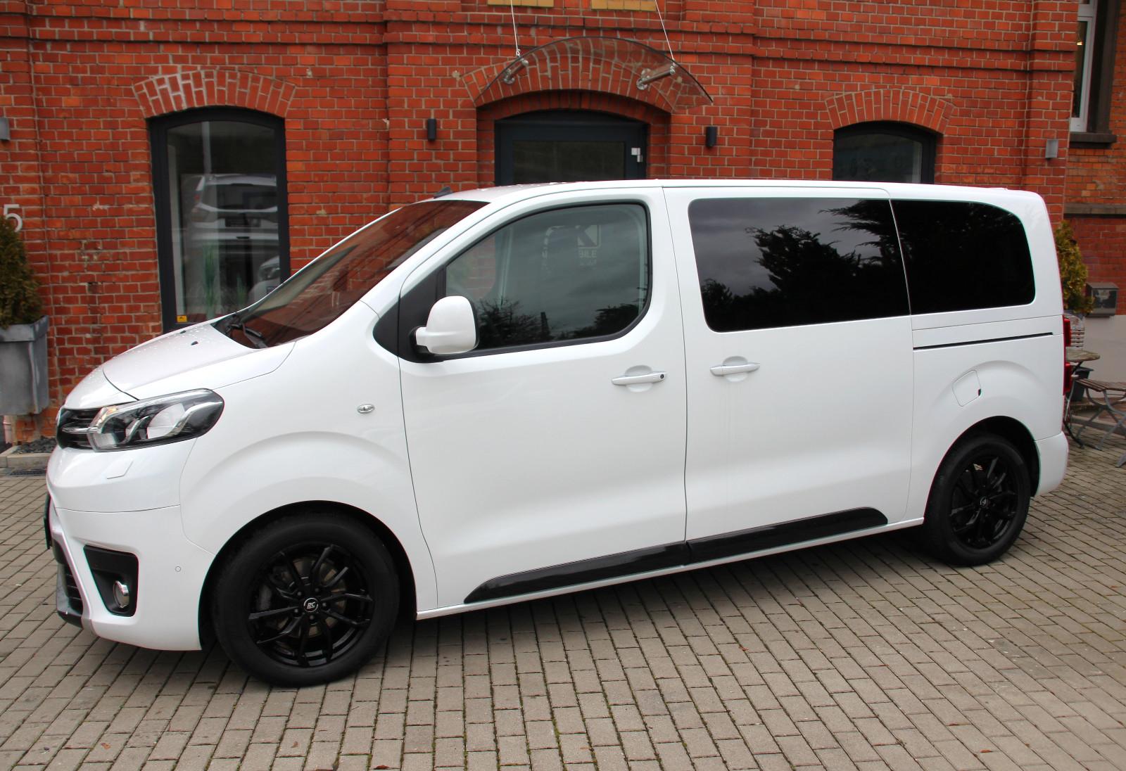 Toyota Proace Verso L1 Family Comfort 8 Sitze/Navi/Shz/