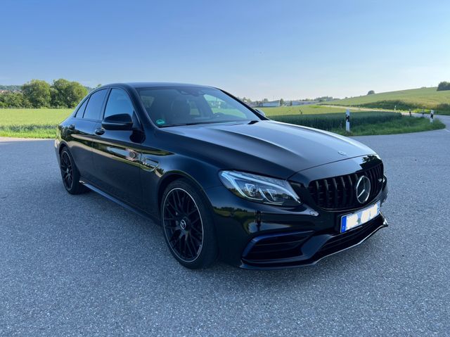 MERCEDES-BENZ Perf.AGA, Reifen neu, kein OPF, Headup, Ab.Temp