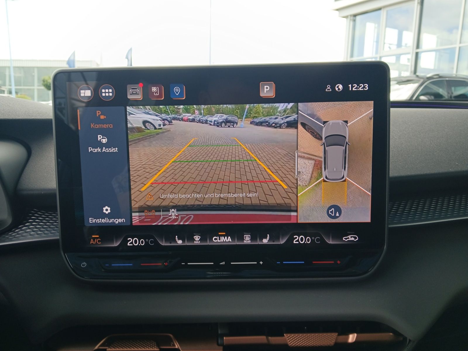 Fahrzeugabbildung CUPRA Terramar VZ 2.0TSI 4Drive Matrix Pano Akebono HU