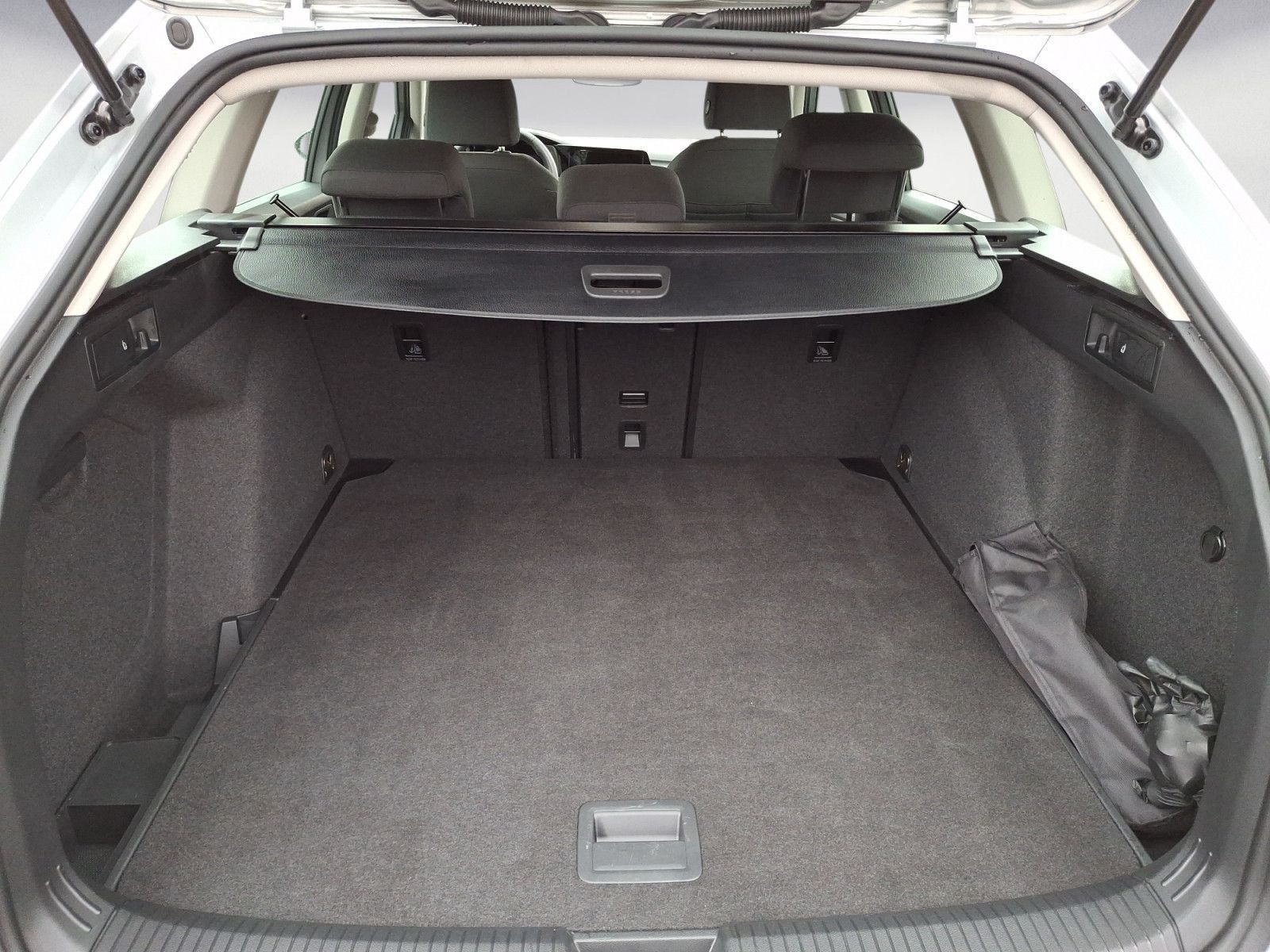 Volkswagen Golf - Bild 13