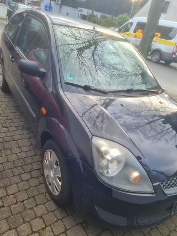 Ford Fiesta 2003 bj saubere