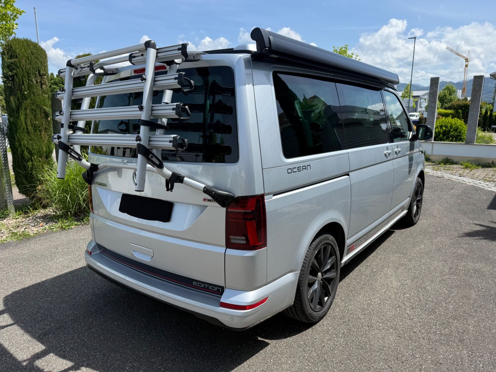Volkswagen T6.1 California Edition Red . 2 foto 16