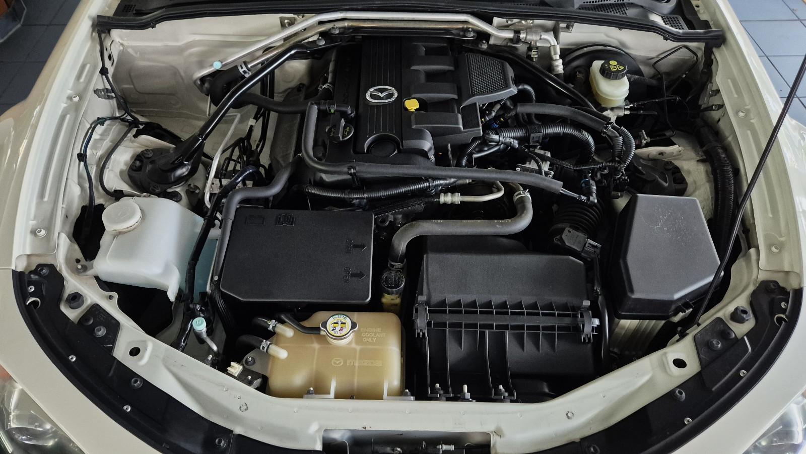 Mazda MX-5 1.8 Niseko | 126 ch | BVM | Cuir | Sièges chauffants | 2 jeux de jantes alu | Pneus été et hiver