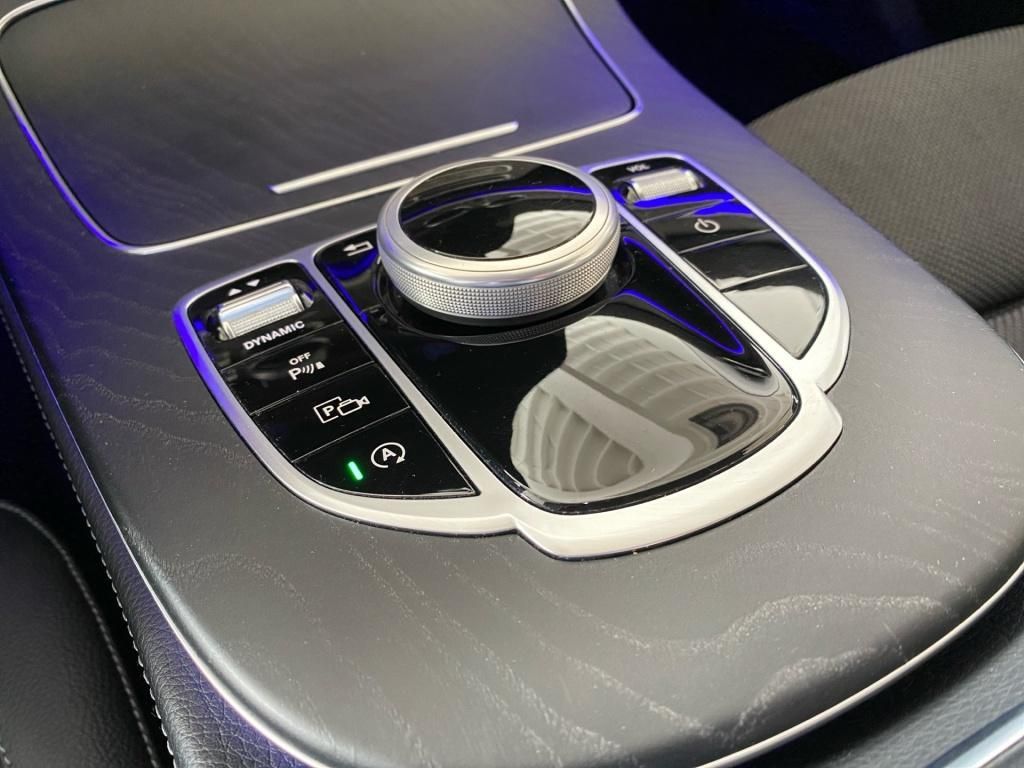 Fahrzeugabbildung Mercedes-Benz E 200 Limousine Avantgarde+Navi+Kamera+LED+Totw.