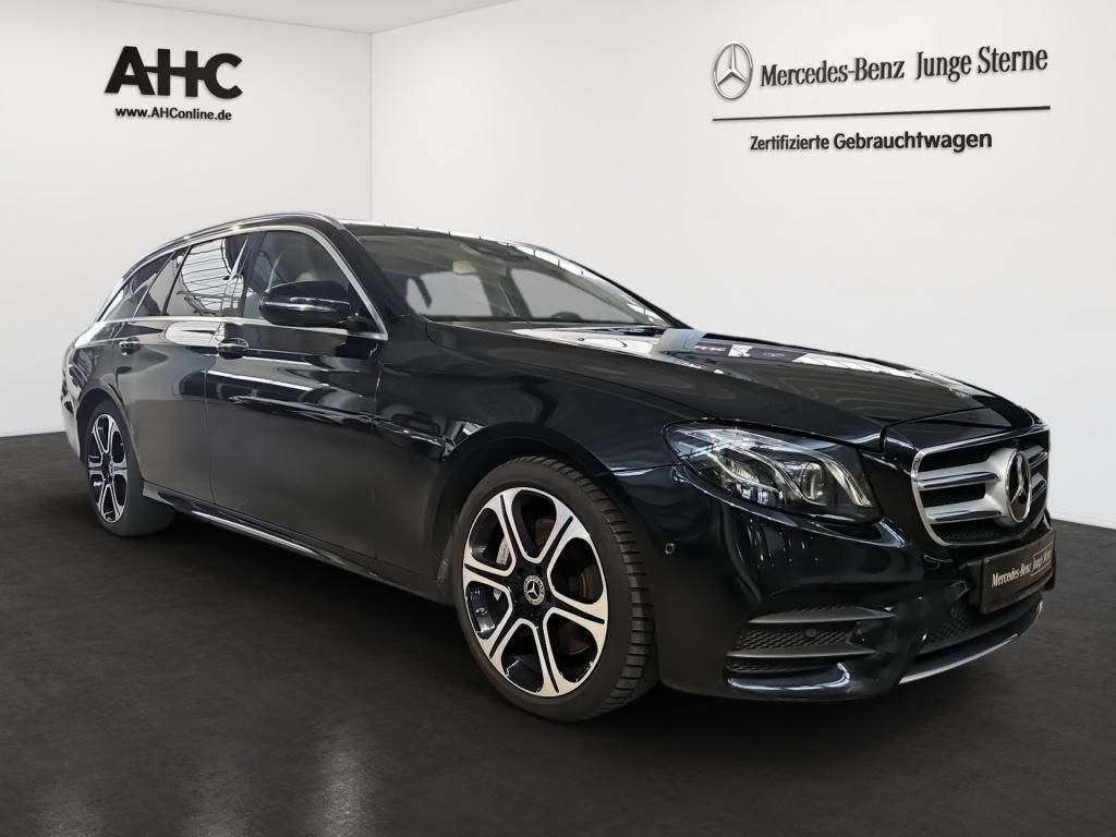 Fahrzeugabbildung Mercedes-Benz E 400 d T 4M AMG Pano Airmatic Massage Burmester