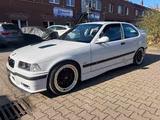 BMW M3 Compact  - BMW M3 in Duisburg