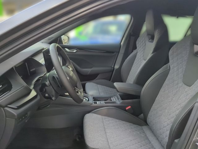 Fahrzeugabbildung SKODA Octavia Combi 2.0 TDI DSG Sportline MATRIX NAVI