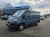 Peugeot Boxer ProBlueHDi120 ATM nur 6.250 km |Scheckheft - graue Peugeot Boxer