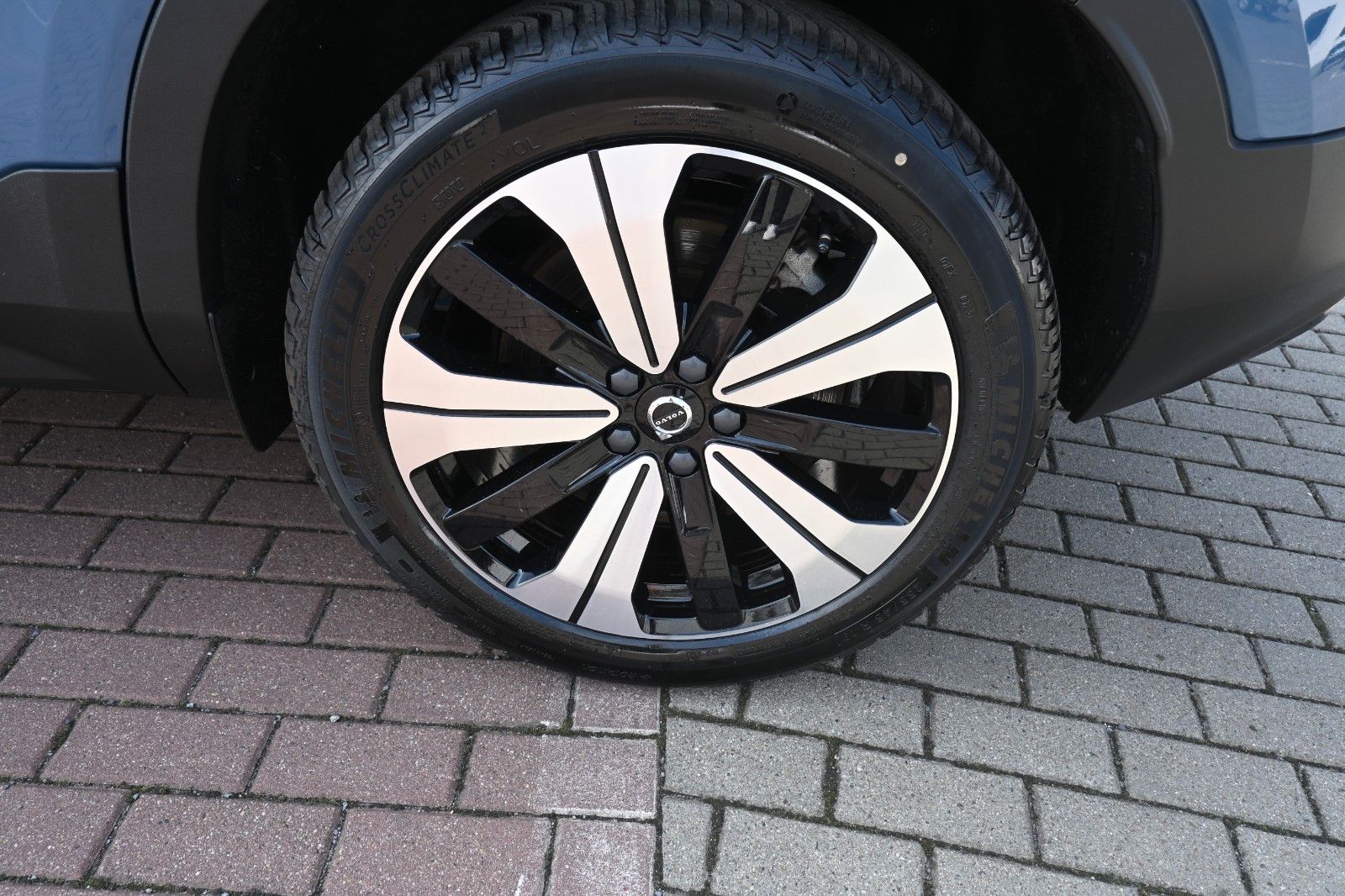 Fahrzeugabbildung Volvo C40 Plus BEV Single Motor *AHK*