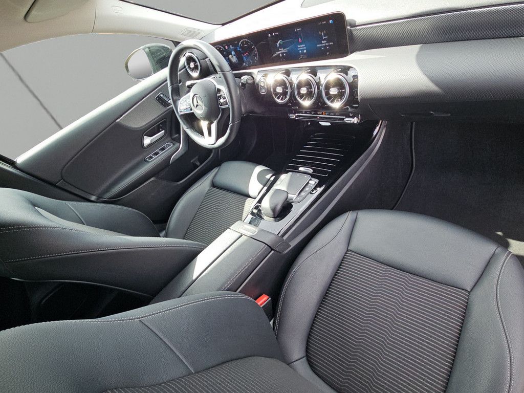Mercedes-Benz A 180 Lim Night-Paket LED NAVI MEMORY KAMERA 18 foto 9
