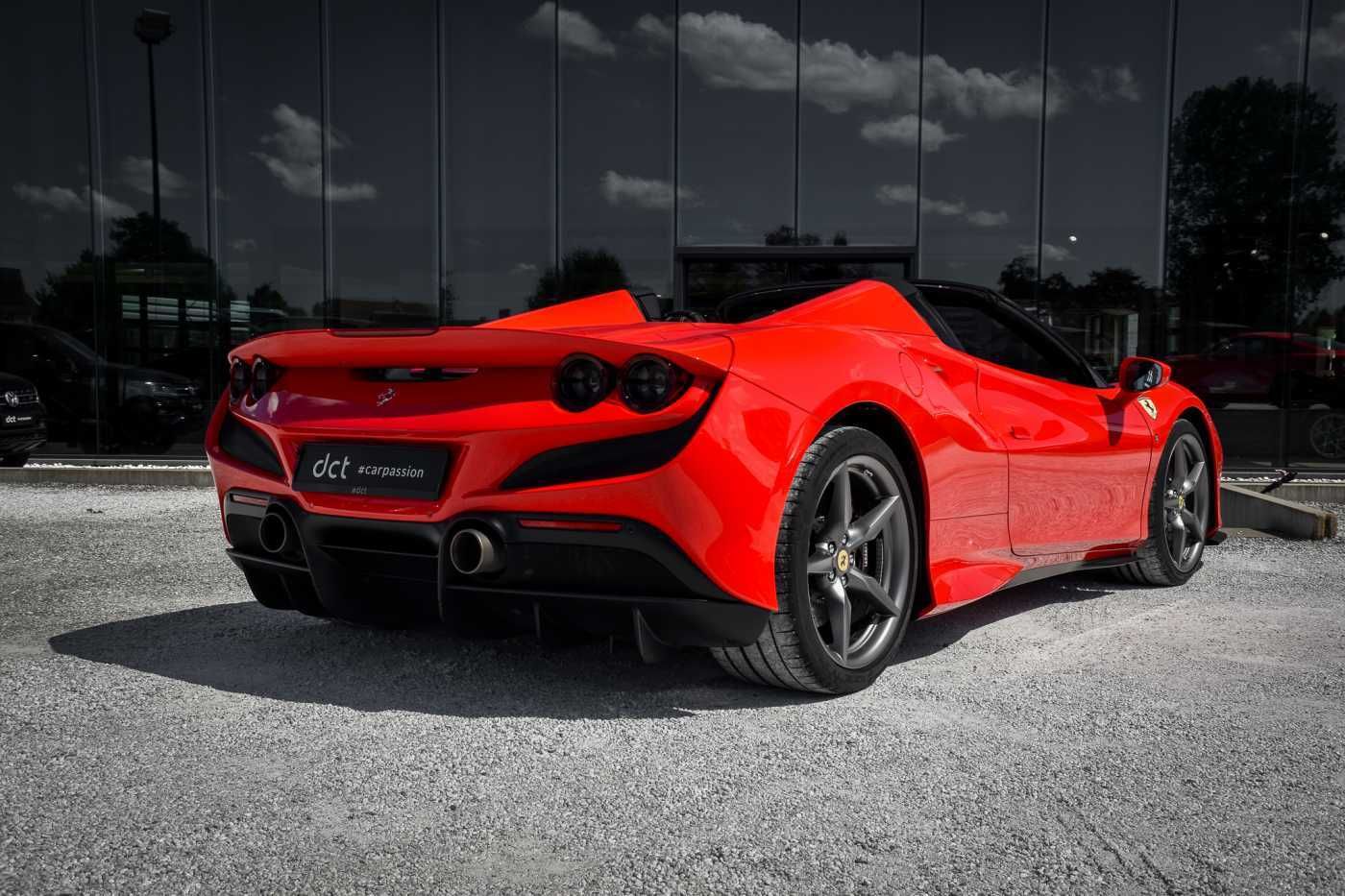 Ferrari F8 SPIDER 3.9 V8 Only 9500 KM! Extended Warranty imagem 3